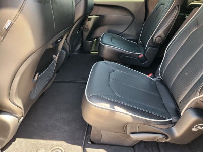 2027 Chrysler Pacifica PACIFICA LIMITED
