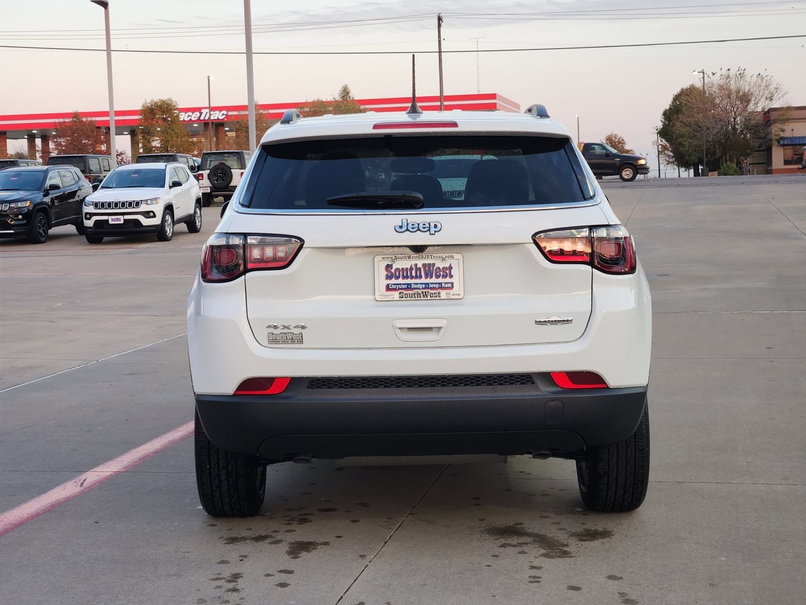 2026 Jeep Compass COMPASS LATITUDE ALTITUDE 4X4