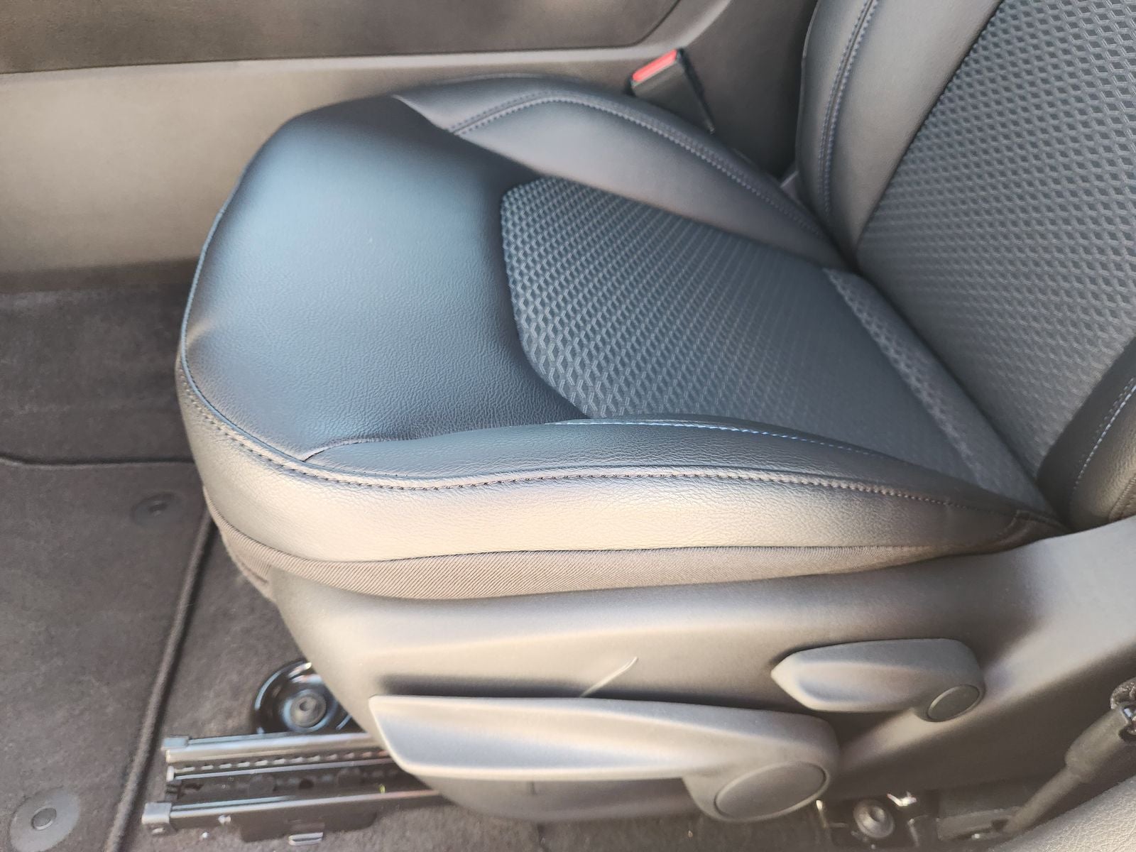 2026 Jeep Compass COMPASS LATITUDE 4X4