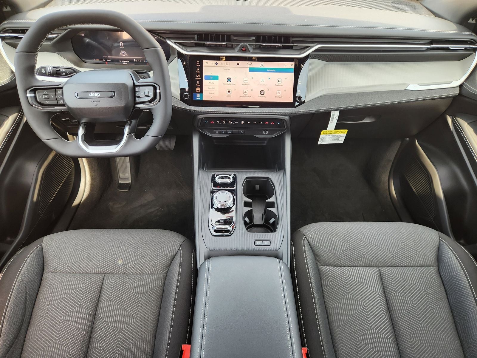 2026 Jeep Cherokee CHEROKEE LAREDO 4X4