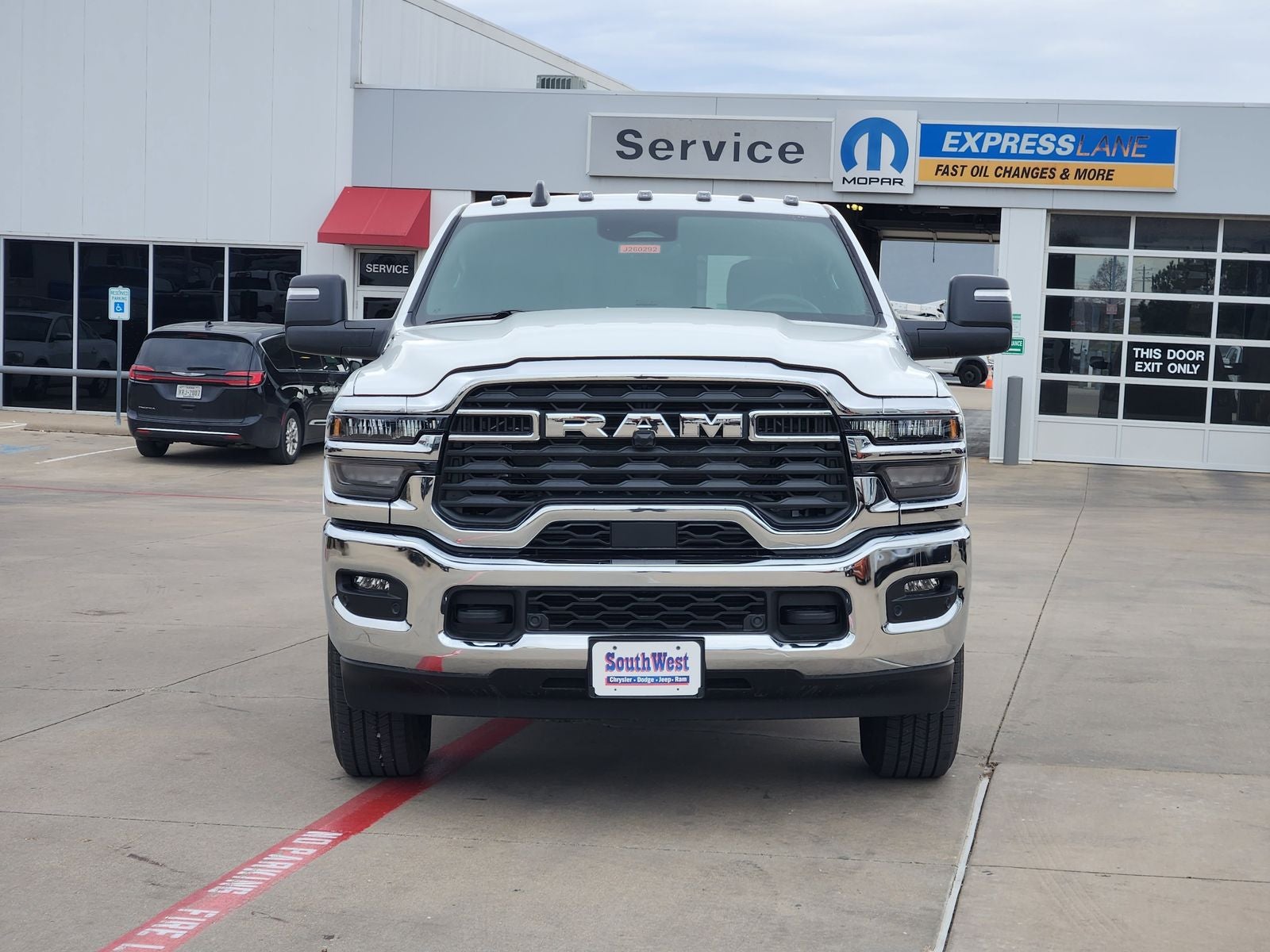 2026 RAM Ram 3500 RAM 3500 TRADESMAN CREW CAB 4X4 8' BOX