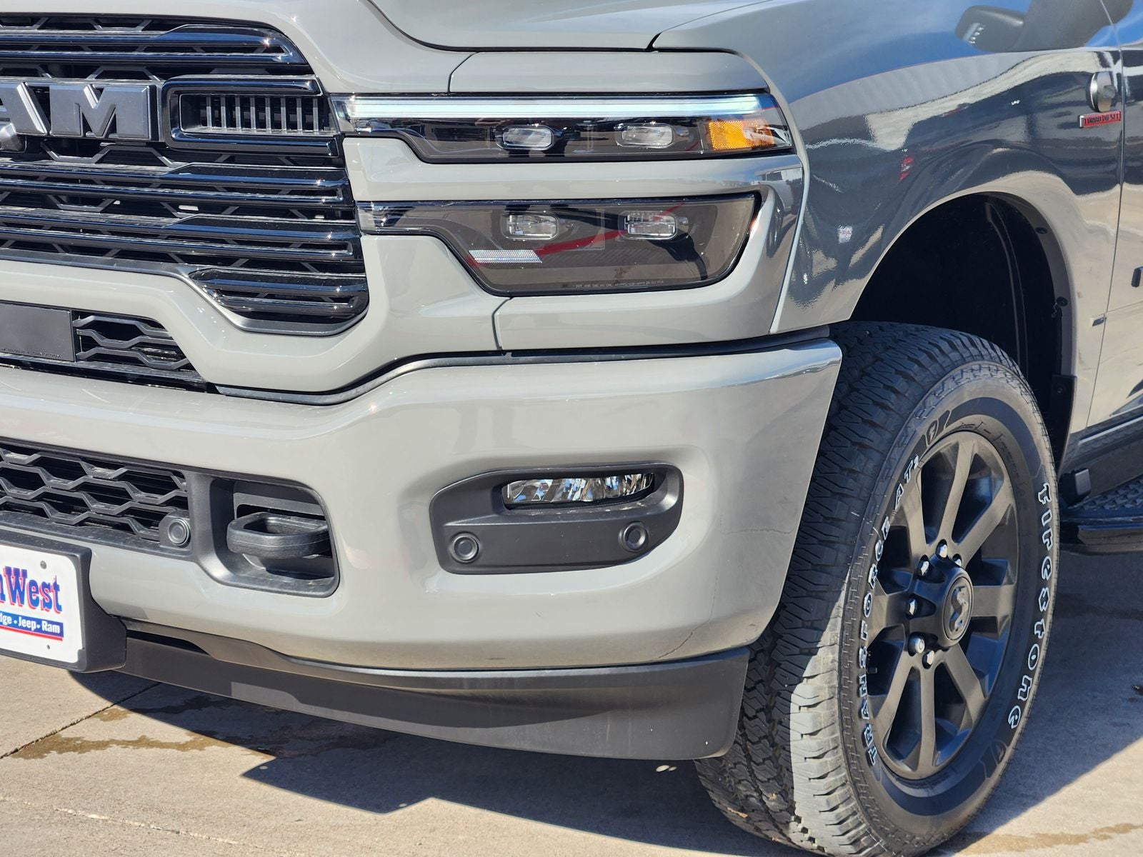 2026 RAM Ram 3500 RAM 3500 LARAMIE CREW CAB 4X4 8' BOX