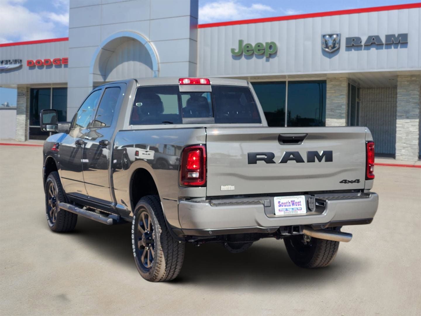 2026 RAM Ram 2500 RAM 2500 BLACK EXPRESS CREW CAB 4X4 6'4' BOX