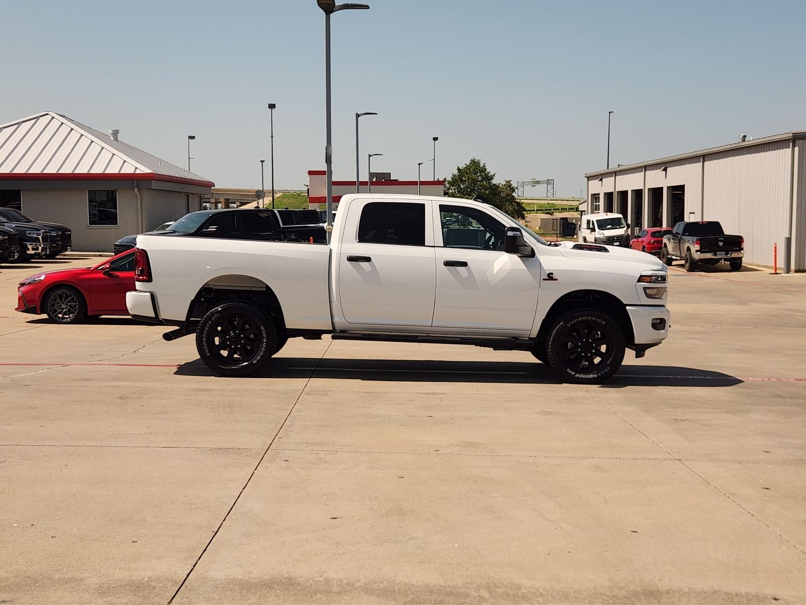 2026 RAM Ram 2500 RAM 2500 BLACK EXPRESS CREW CAB 4X4 6'4' BOX