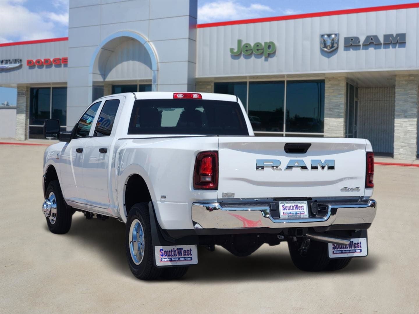 2026 RAM Ram 2500 RAM 2500 BLACK EXPRESS CREW CAB 4X4 6'4' BOX