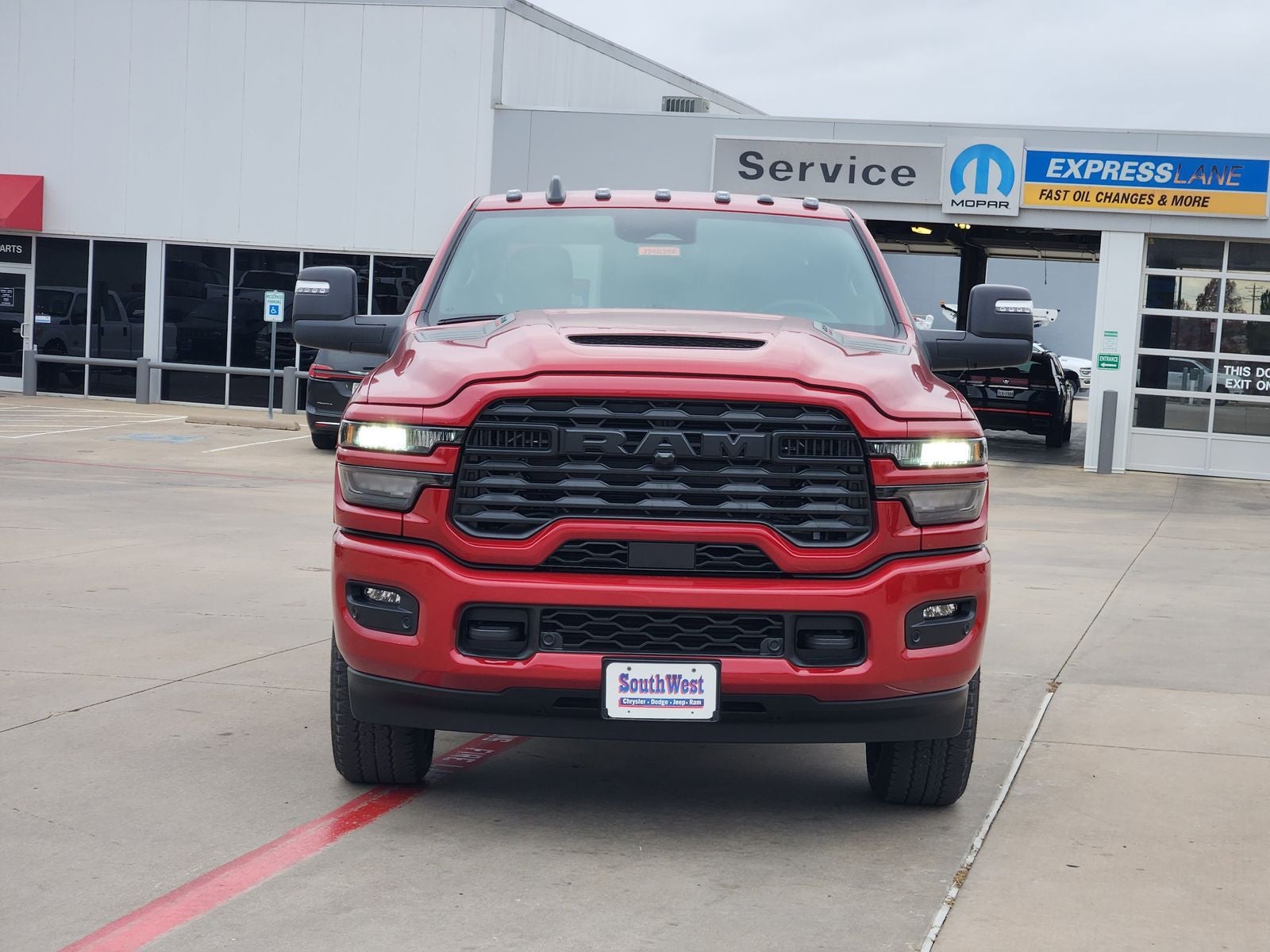 2026 RAM Ram 2500 RAM 2500 BLACK EXPRESS CREW CAB 4X4 6'4' BOX