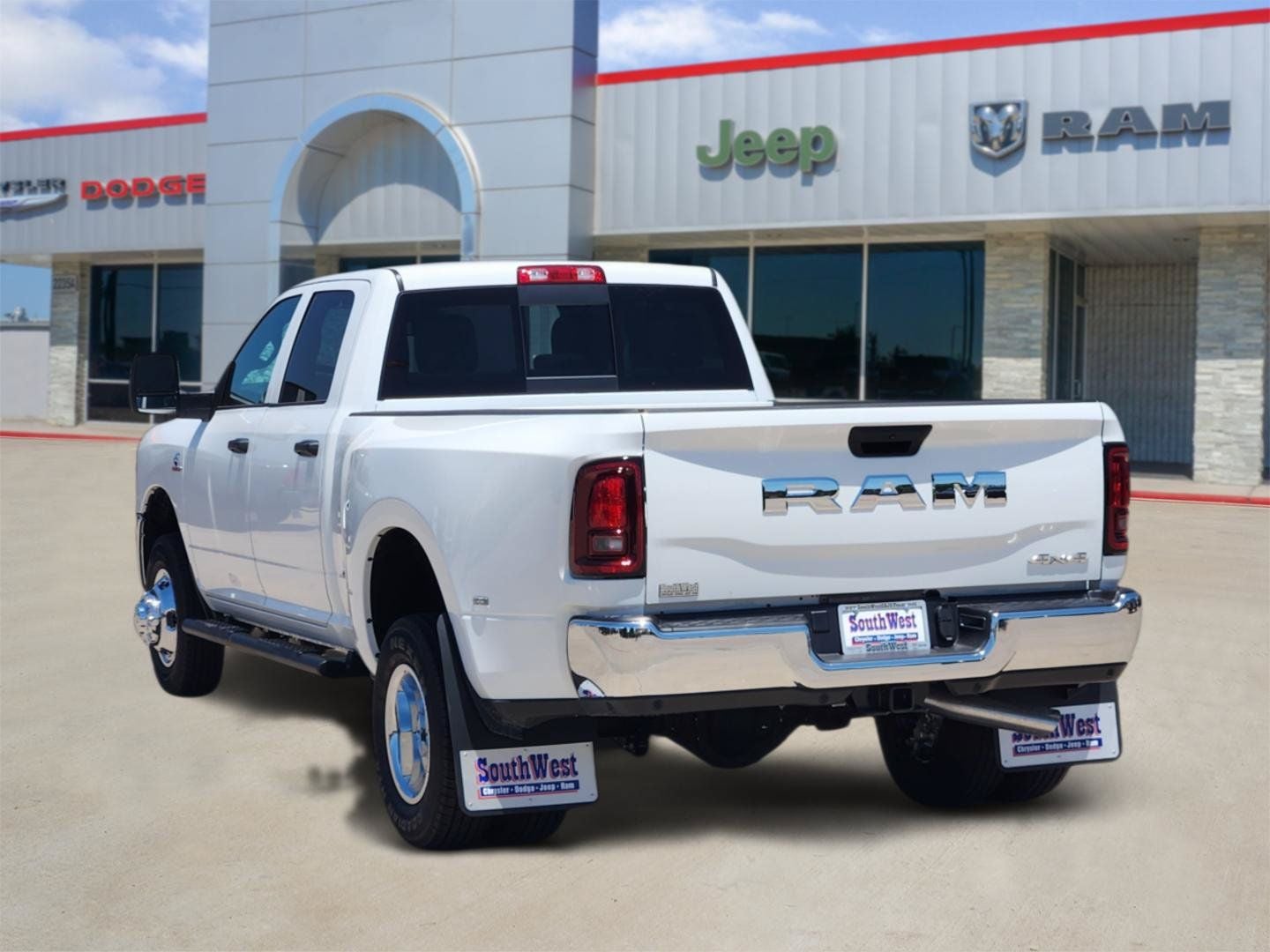 2026 RAM Ram 3500 RAM 3500 TRADESMAN CREW CAB 4X4 8' BOX