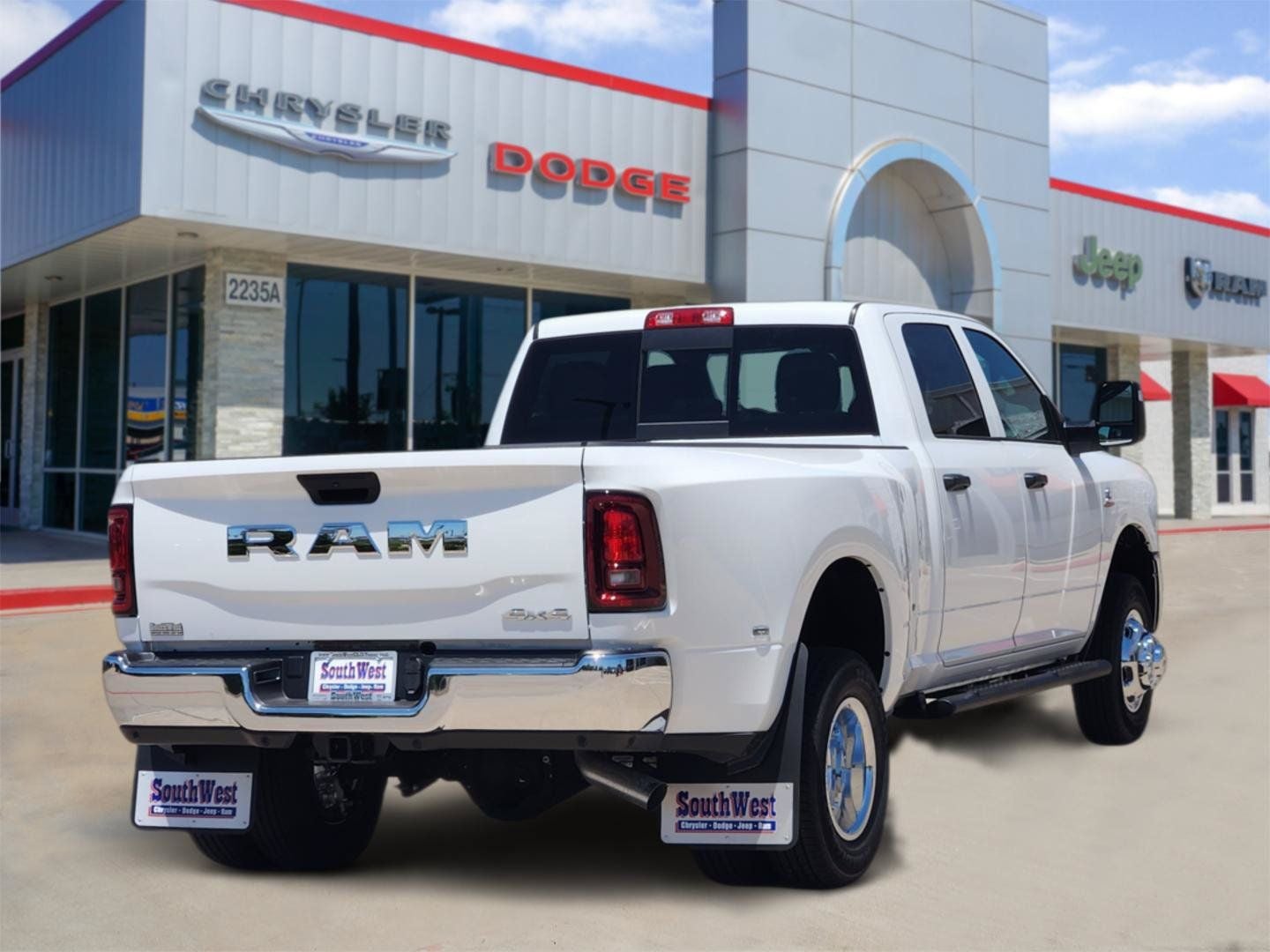 2026 RAM Ram 3500 RAM 3500 TRADESMAN CREW CAB 4X4 8' BOX