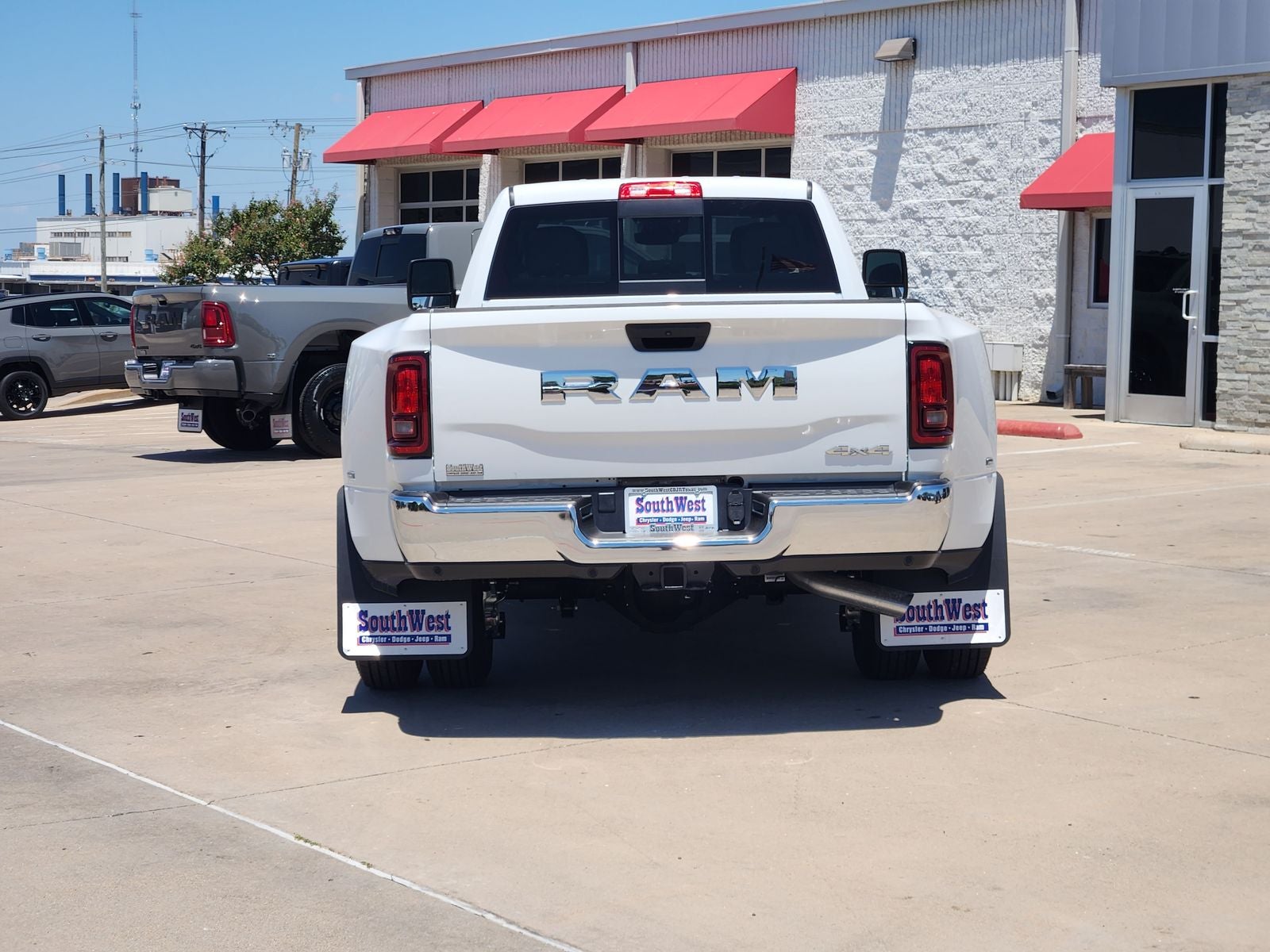 2026 RAM Ram 3500 RAM 3500 TRADESMAN CREW CAB 4X4 8' BOX