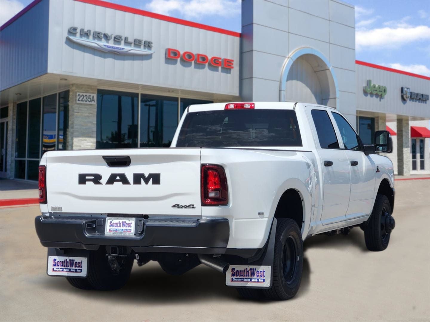 2026 RAM Ram 3500 RAM 3500 TRADESMAN CREW CAB 4X4 8' BOX