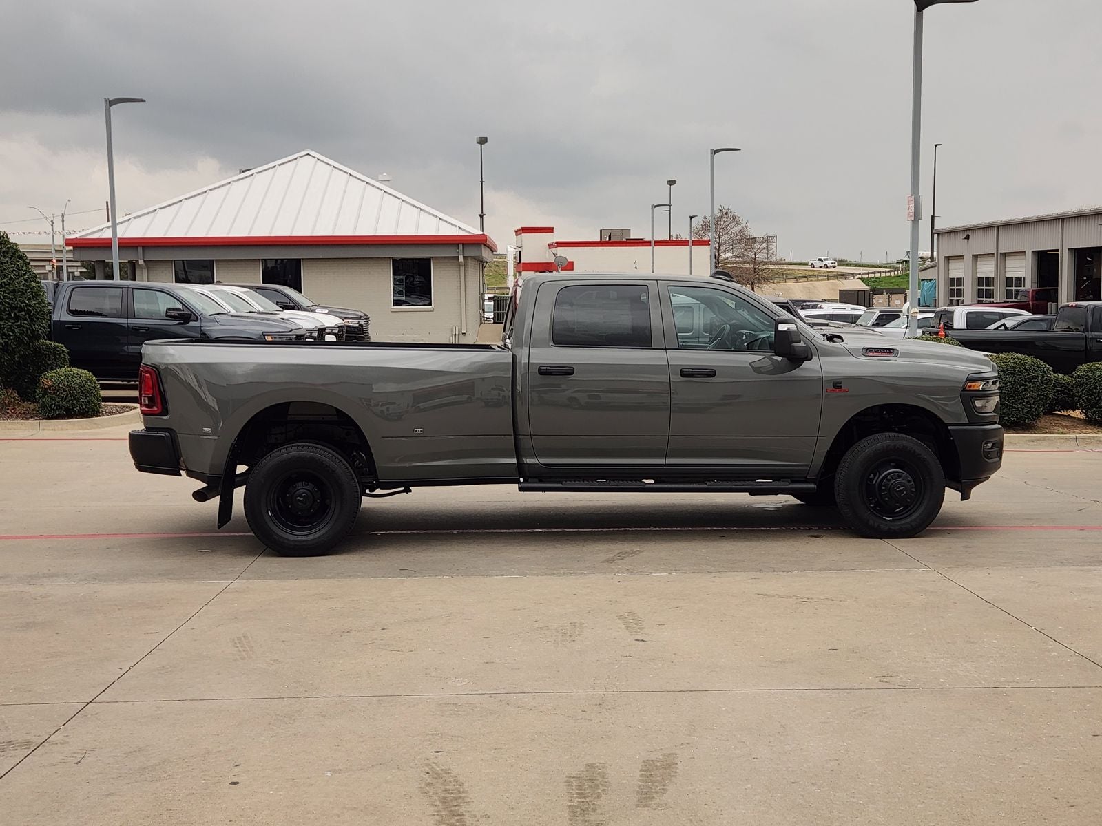 2026 RAM Ram 3500 RAM 3500 TRADESMAN CREW CAB 4X4 8' BOX