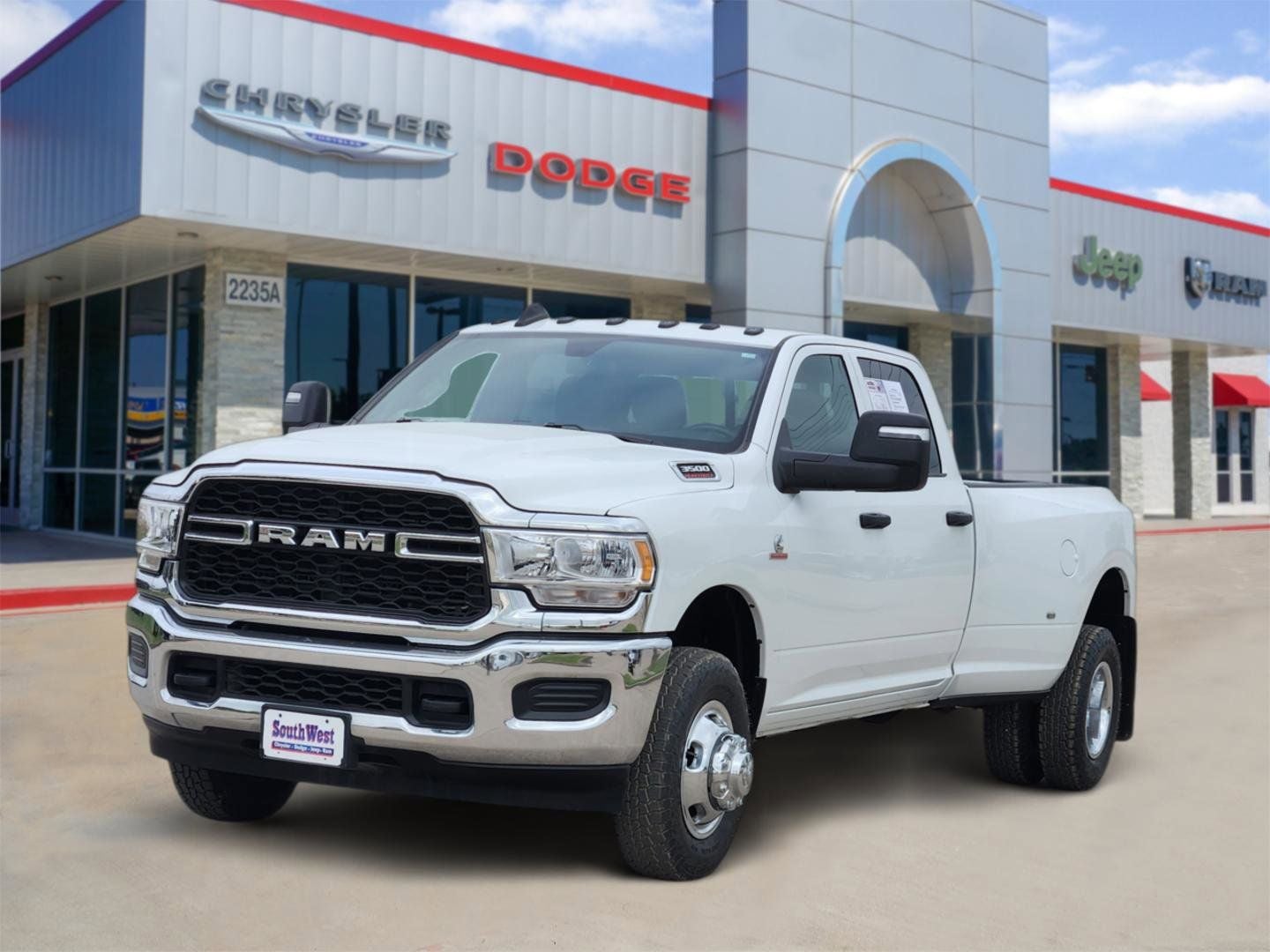 2024 RAM Ram 3500 Tradesman Crew Cab 4x4 8' Box