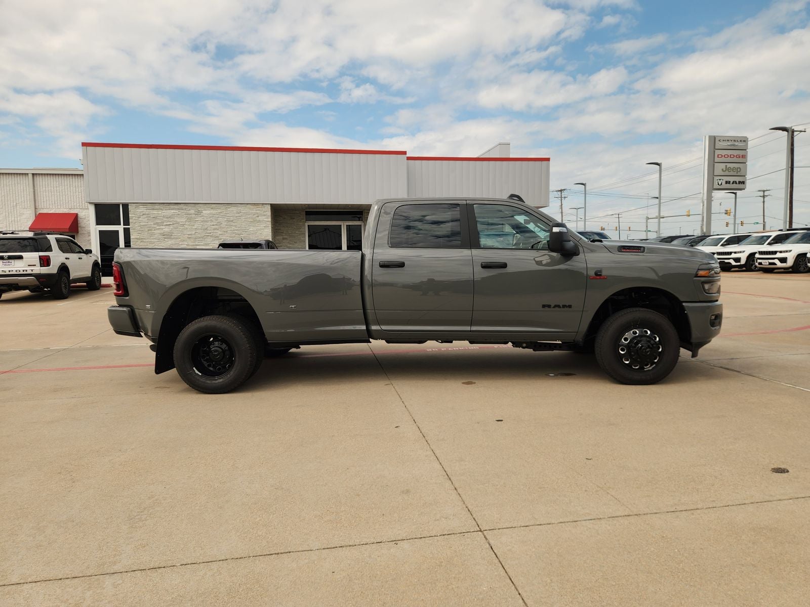 2026 RAM Ram 3500 RAM 3500 LONE STAR CREW CAB 4X4 8' BOX