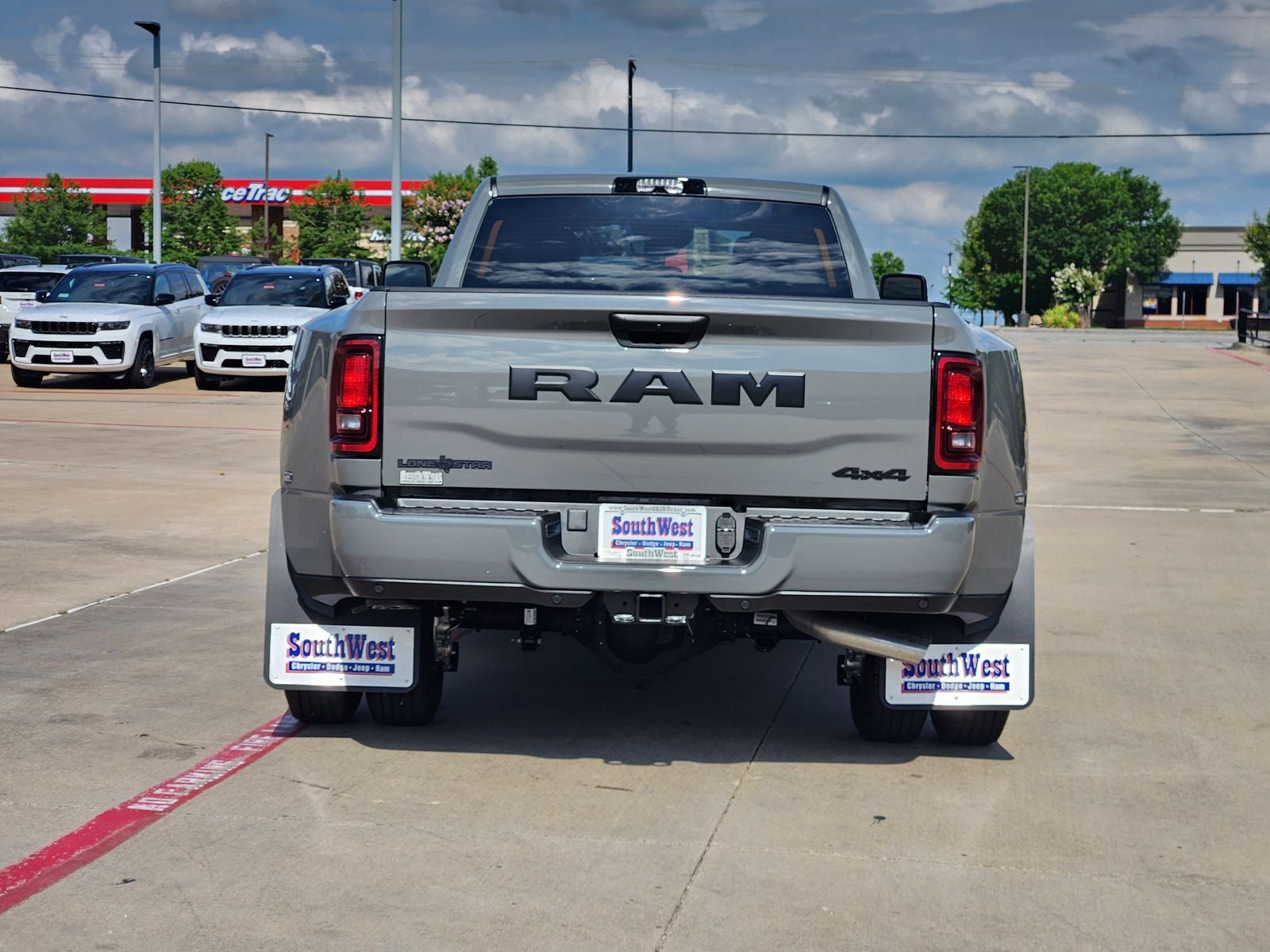 2026 RAM Ram 3500 RAM 3500 LONE STAR CREW CAB 4X4 8' BOX