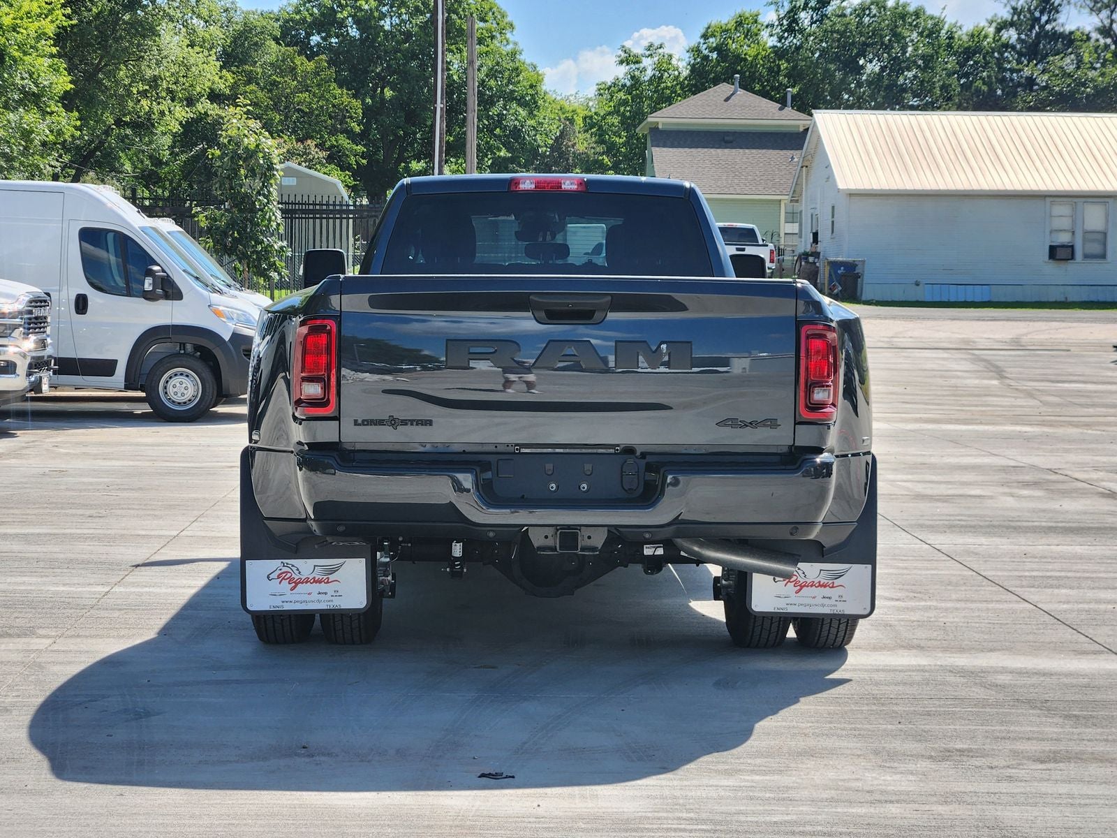 2026 RAM Ram 3500 RAM 3500 LONE STAR CREW CAB 4X4 8' BOX