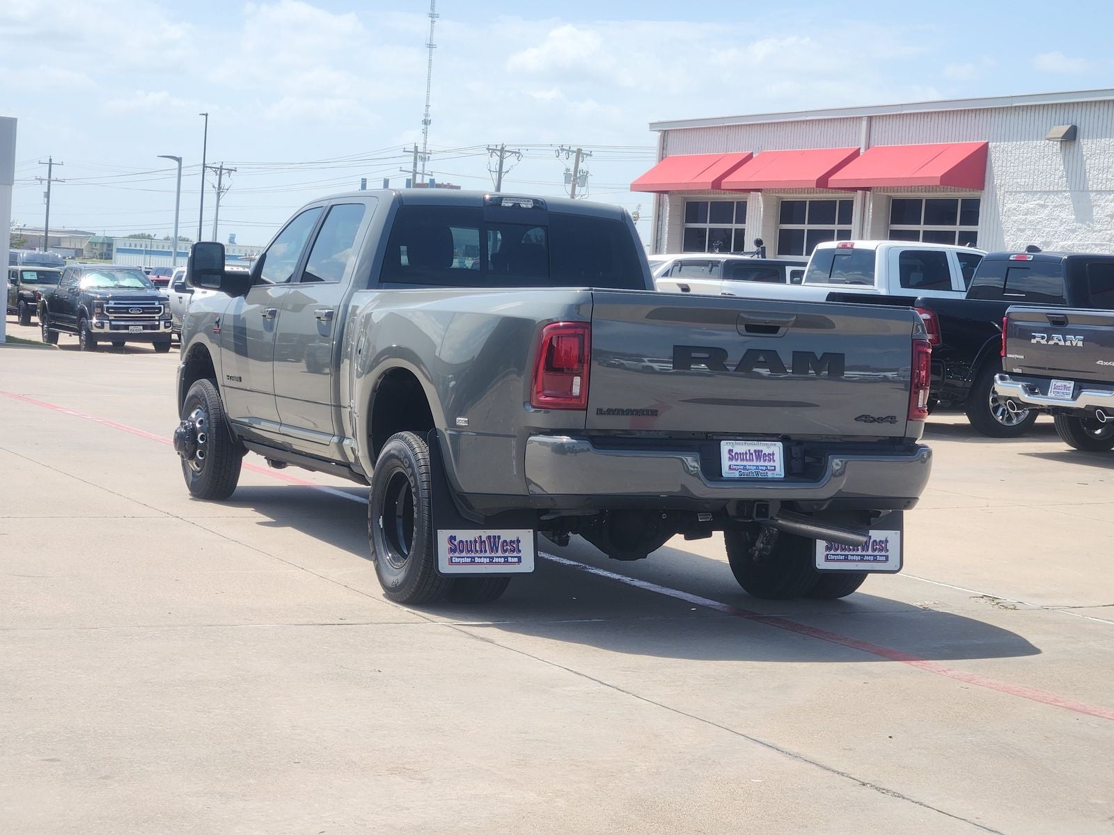 2026 RAM Ram 3500 RAM 3500 LARAMIE CREW CAB 4X4 8' BOX