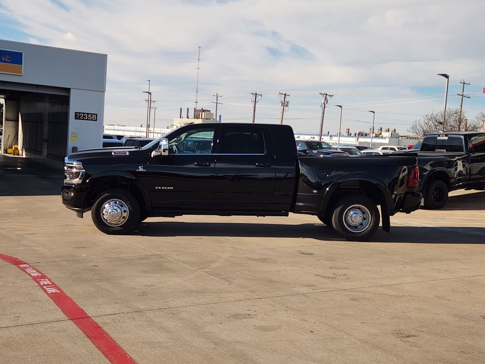 2026 RAM Ram 3500 RAM 3500 LIMITED LONGHORN MEGA CAB 4X4 6'4' BOX