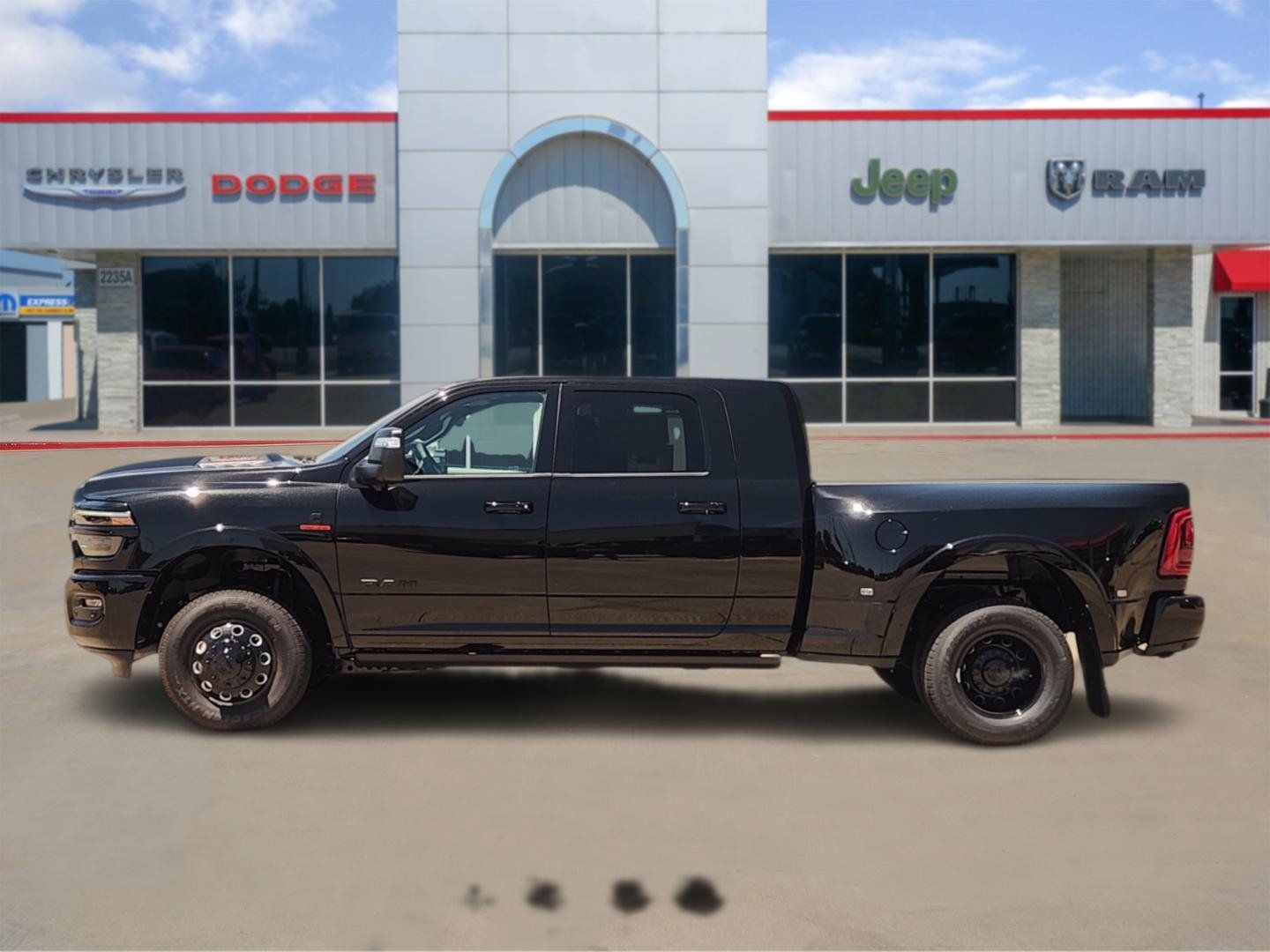 2026 RAM Ram 3500 RAM 3500 LIMITED MEGA CAB 4X4 6'4' BOX