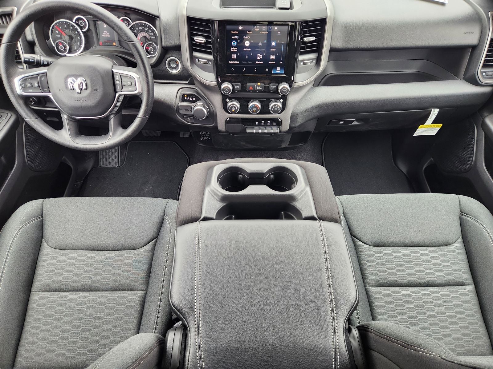 2026 RAM Ram 1500 RAM 1500 EXPRESS CREW CAB 4X2 5'7' BOX