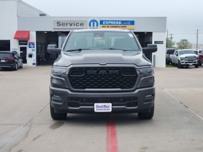 2026 RAM Ram 1500 RAM 1500 EXPRESS CREW CAB 4X2 5'7' BOX