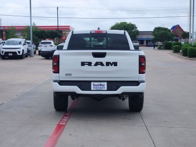 2026 RAM Ram 1500 RAM 1500 EXPRESS CREW CAB 4X2 5'7' BOX