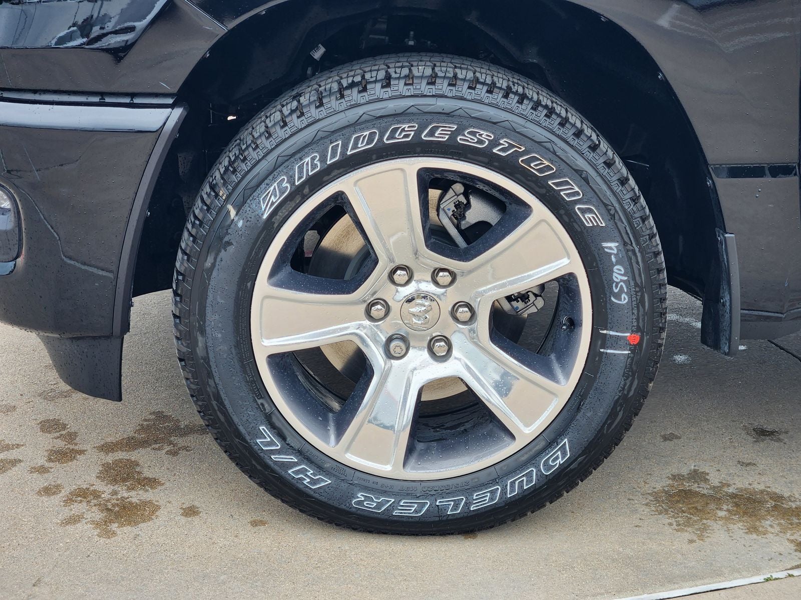 2026 RAM Ram 1500 RAM 1500 EXPRESS CREW CAB 4X2 5'7' BOX