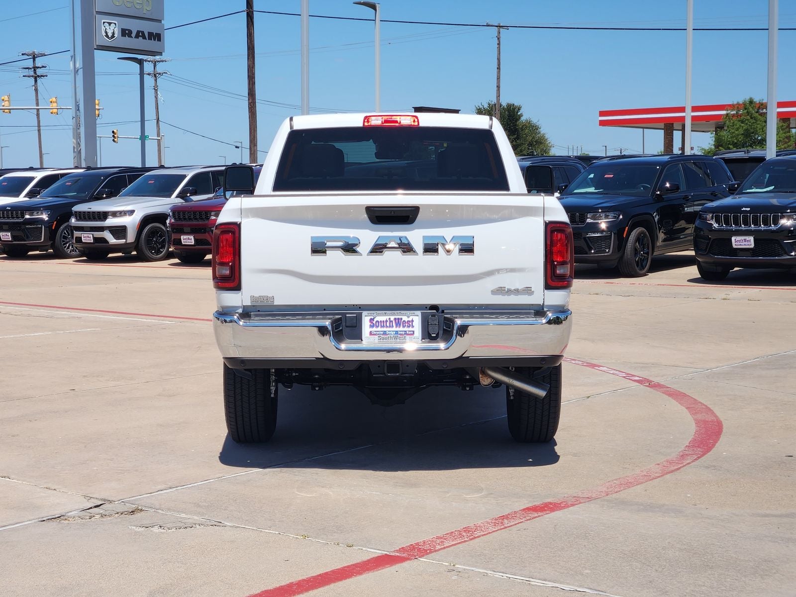 2026 RAM Ram 2500 RAM 2500 TRADESMAN CREW CAB 4X4 6'4' BOX