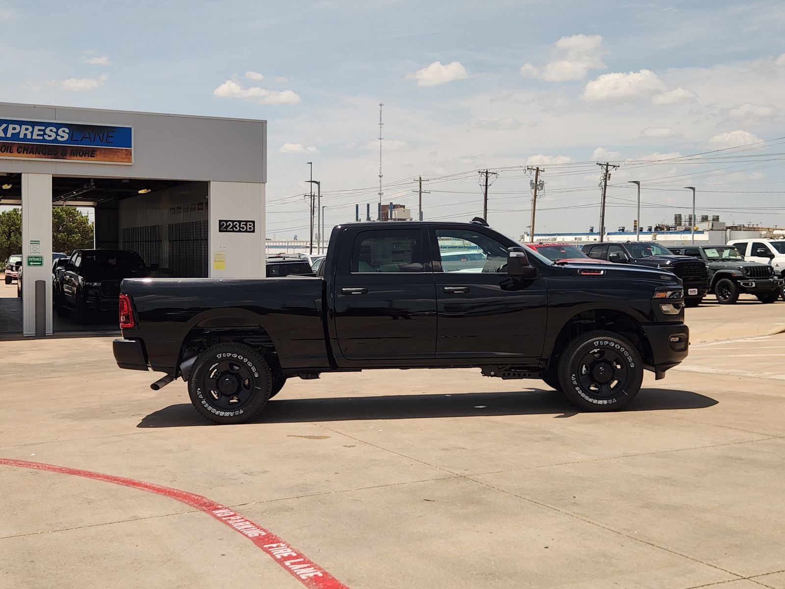 2026 RAM Ram 2500 RAM 2500 TRADESMAN CREW CAB 4X4 6'4' BOX