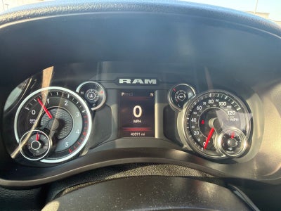 2021 RAM Ram 2500 Tradesman Crew Cab 4x4 6'4' Box