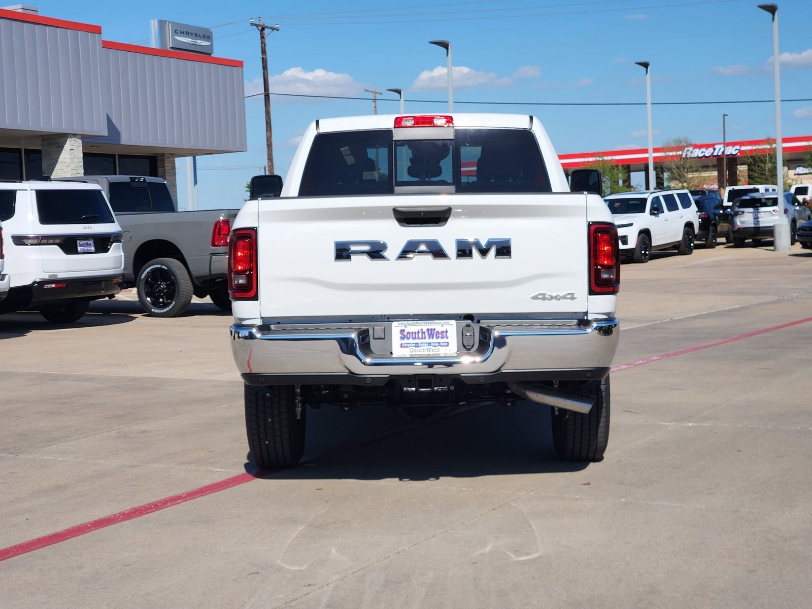 2026 RAM Ram 2500 RAM 2500 TRADESMAN CREW CAB 4X4 6'4' BOX