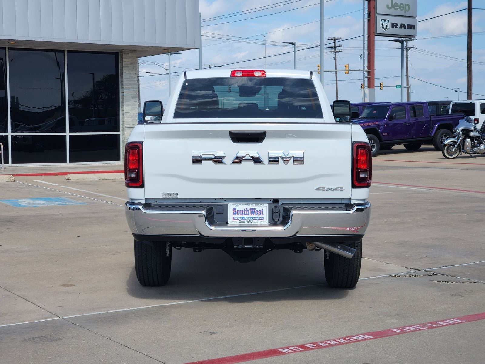 2026 RAM Ram 2500 RAM 2500 TRADESMAN CREW CAB 4X4 8' BOX