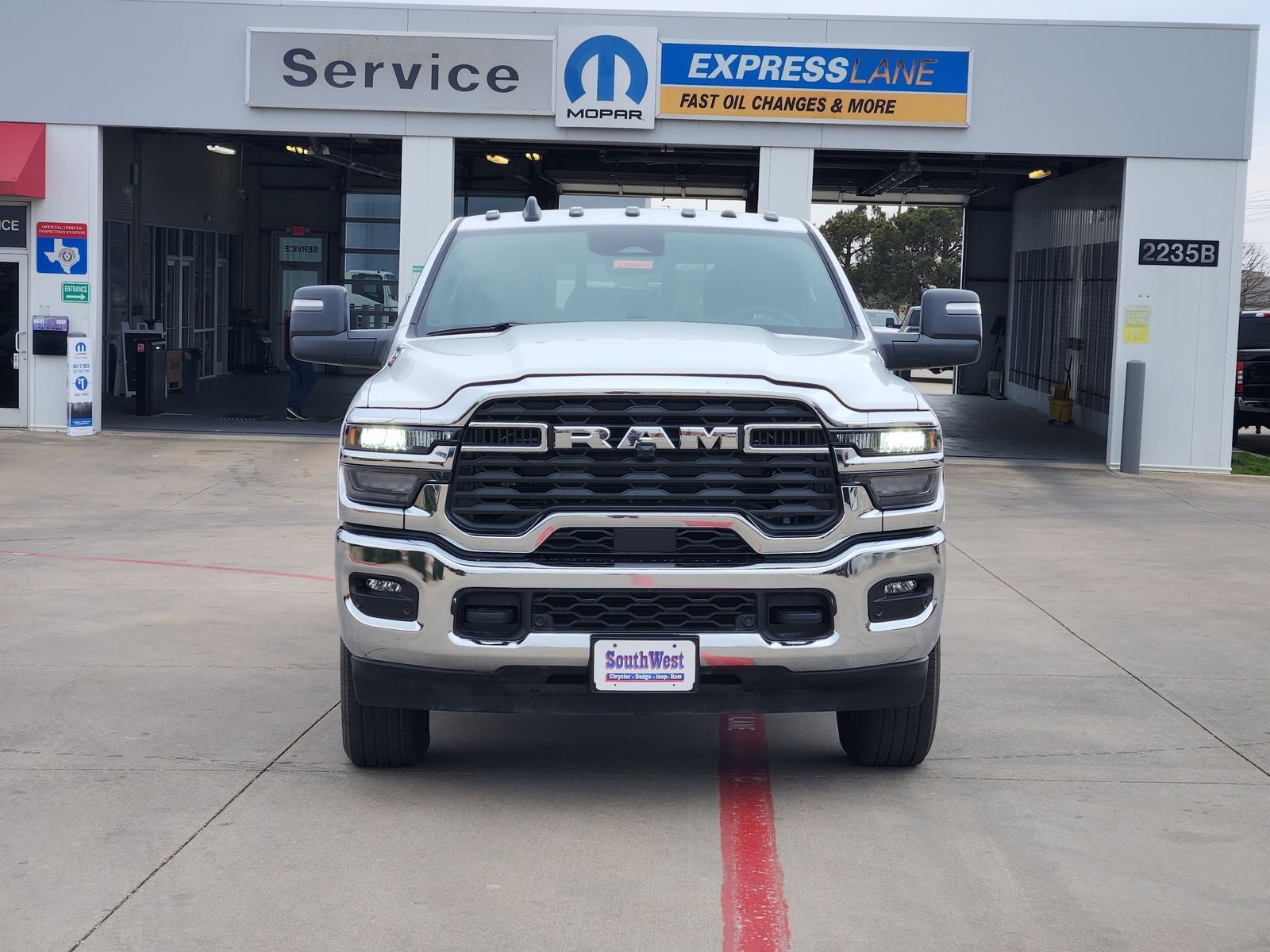2026 RAM Ram 2500 RAM 2500 TRADESMAN CREW CAB 4X4 8' BOX