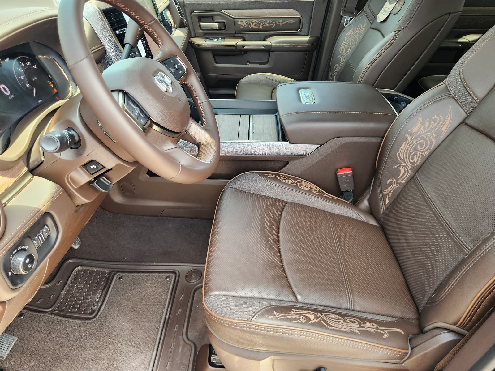 2026 RAM Ram 2500 RAM 2500 LIMITED LONGHORN CREW CAB 4X4 6'4' BOX