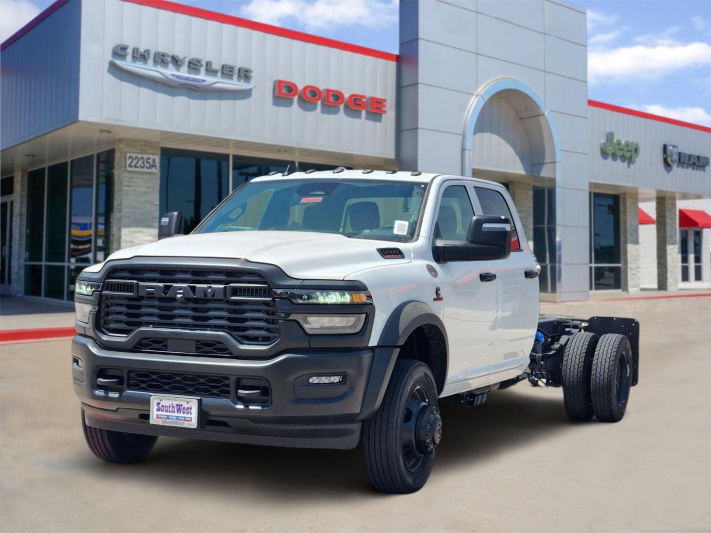 2026 RAM Ram 5500 Chassis Cab RAM 5500 TRADESMAN CHASSIS CREW CAB 4X4 84' CA