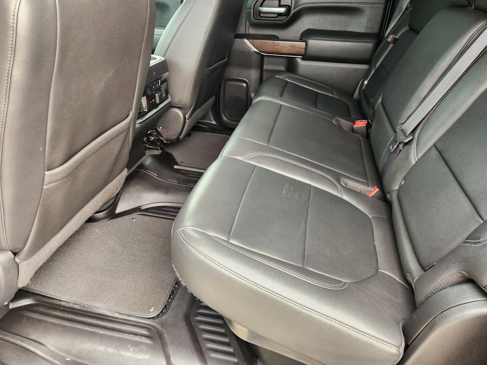 2021 GMC Sierra 1500 2WD Crew Cab Short Box SLT