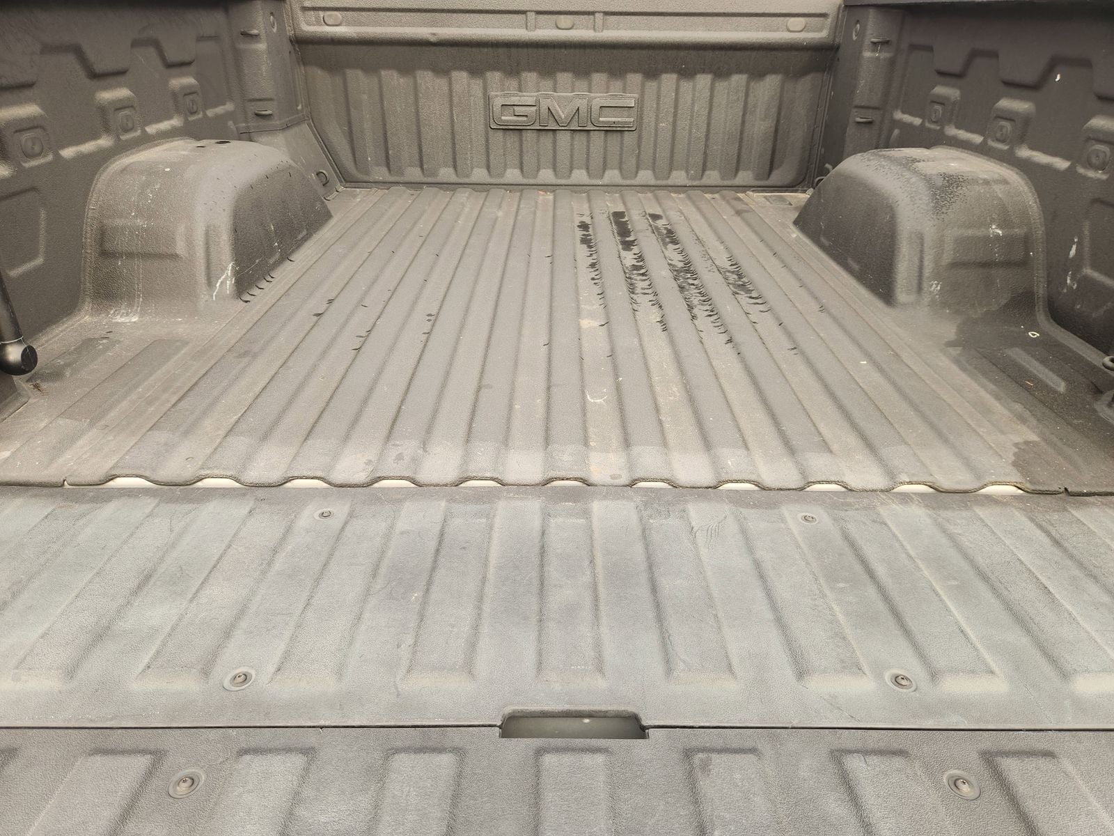 2021 GMC Sierra 1500 2WD Crew Cab Short Box SLT