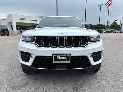 2026 Jeep Grand Cherokee GRAND CHEROKEE LAREDO 4X2