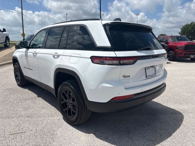 2026 Jeep Grand Cherokee GRAND CHEROKEE LAREDO ALTITUDE 4X2