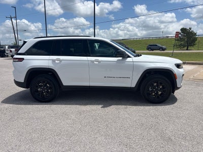 2026 Jeep Grand Cherokee GRAND CHEROKEE LAREDO ALTITUDE 4X2
