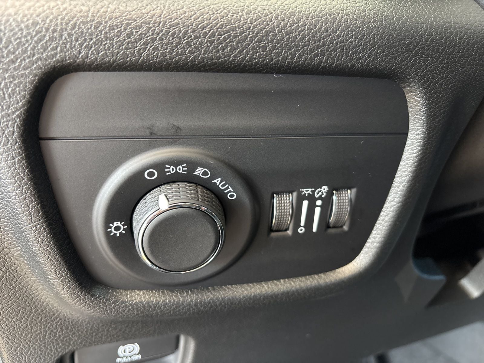 2026 Jeep Grand Cherokee GRAND CHEROKEE LAREDO ALTITUDE 4X2