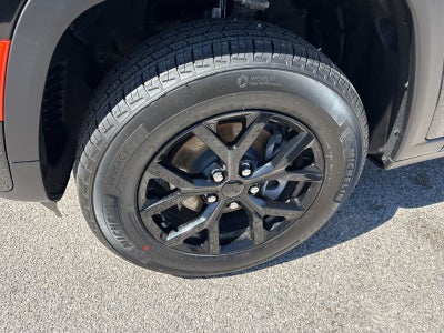 2026 Jeep Grand Cherokee GRAND CHEROKEE LAREDO ALTITUDE 4X2