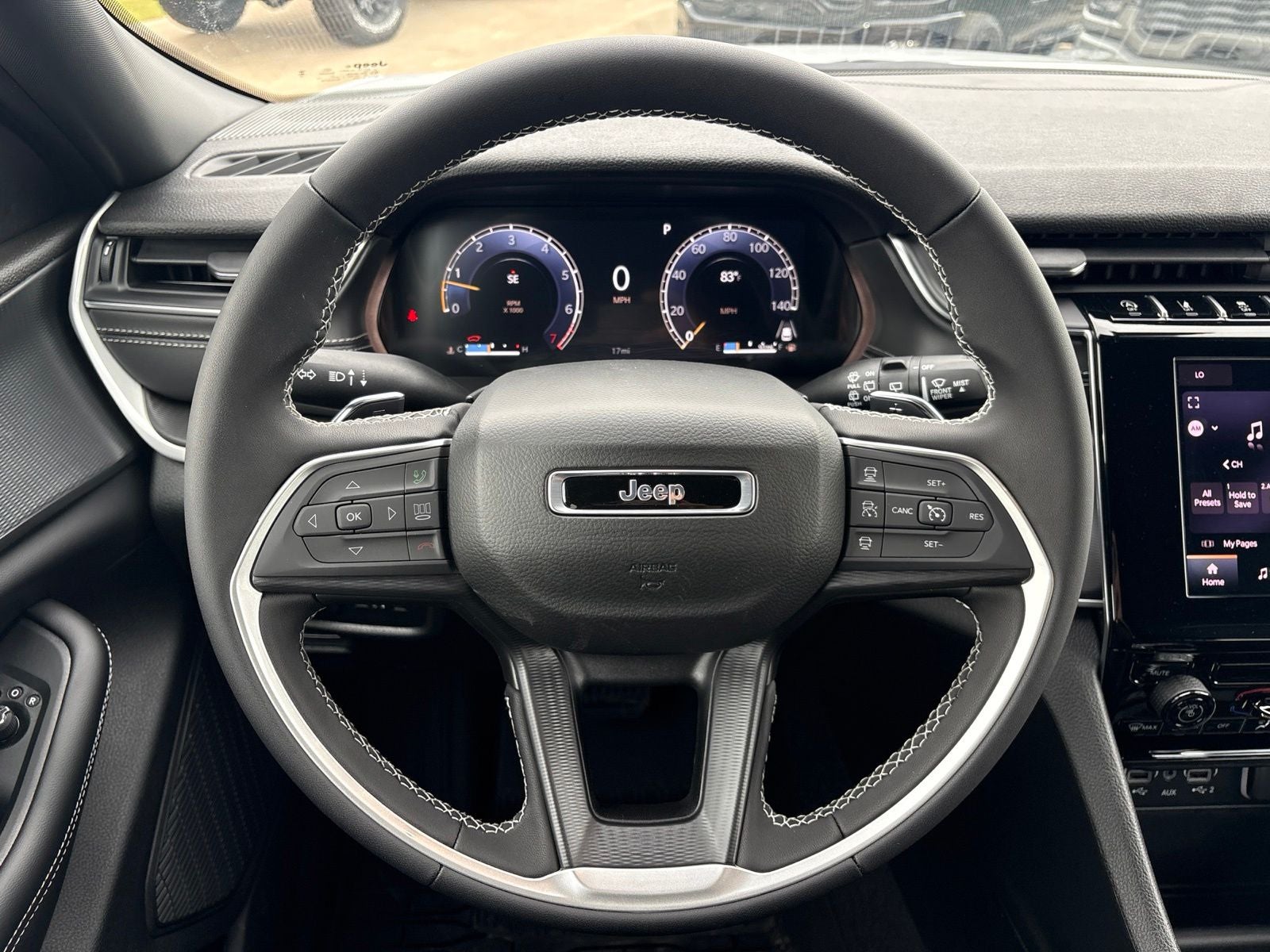 2026 Jeep Grand Cherokee L GRAND CHEROKEE L LAREDO 4X2
