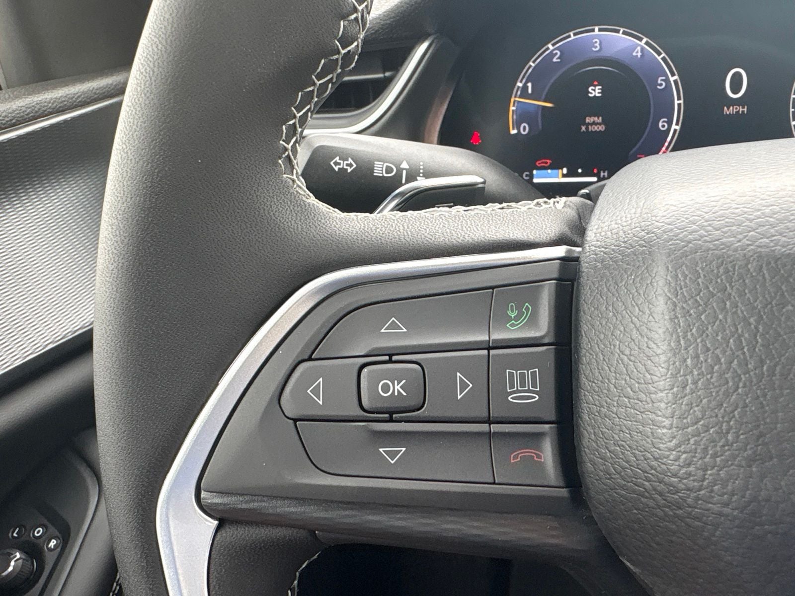 2026 Jeep Grand Cherokee L GRAND CHEROKEE L LAREDO 4X2