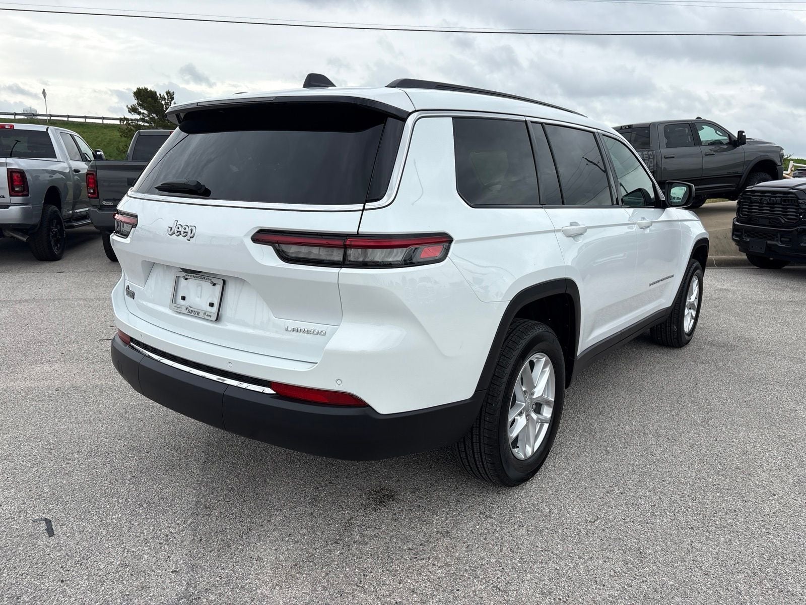 2026 Jeep Grand Cherokee L GRAND CHEROKEE L LAREDO 4X2
