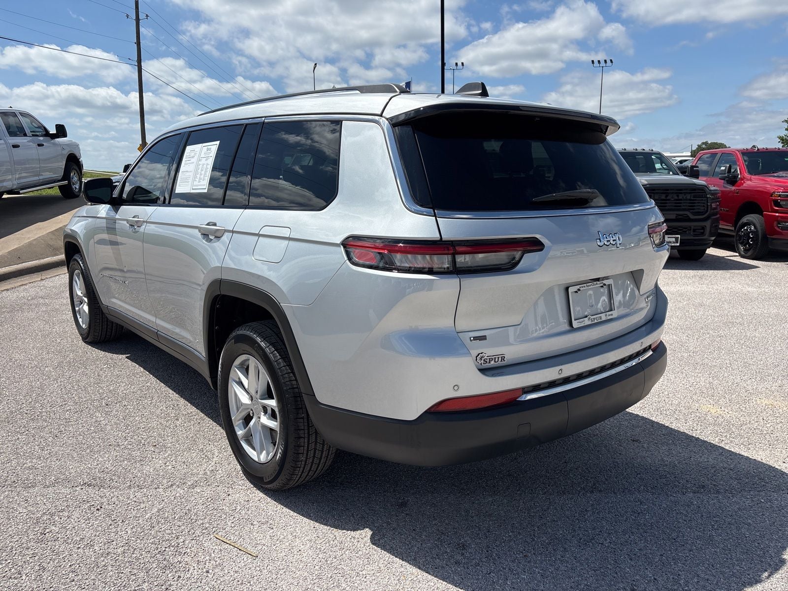 2021 Jeep Grand Cherokee L Laredo 4x2