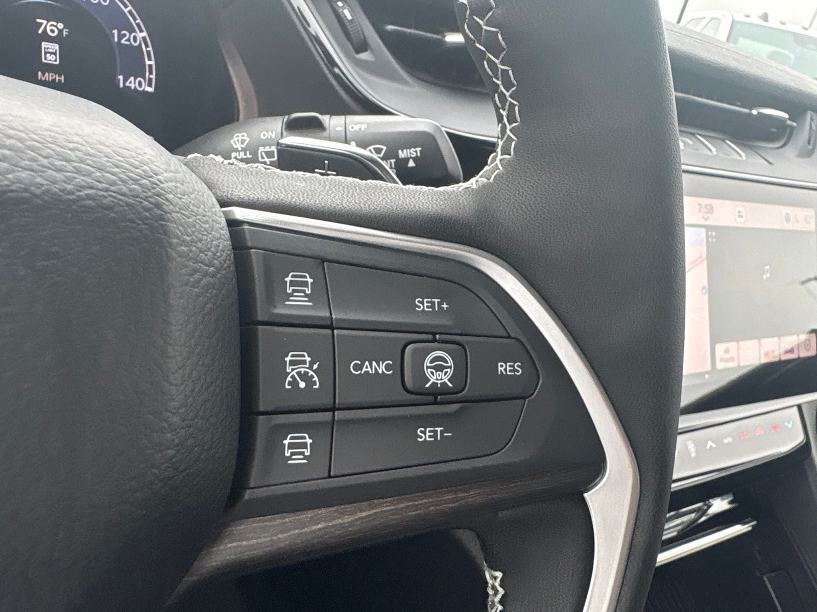 2026 Jeep Grand Cherokee L GRAND CHEROKEE L LAREDO ALTITUDE 4X2