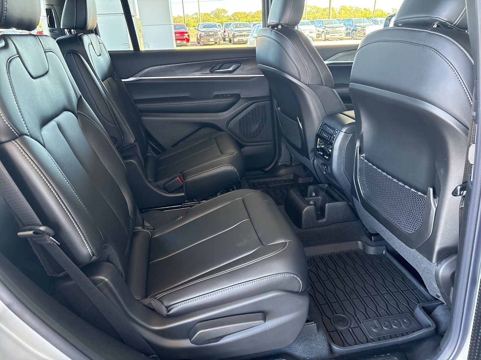 2025 Jeep Grand Cherokee L GRAND CHEROKEE L LIMITED 4X4