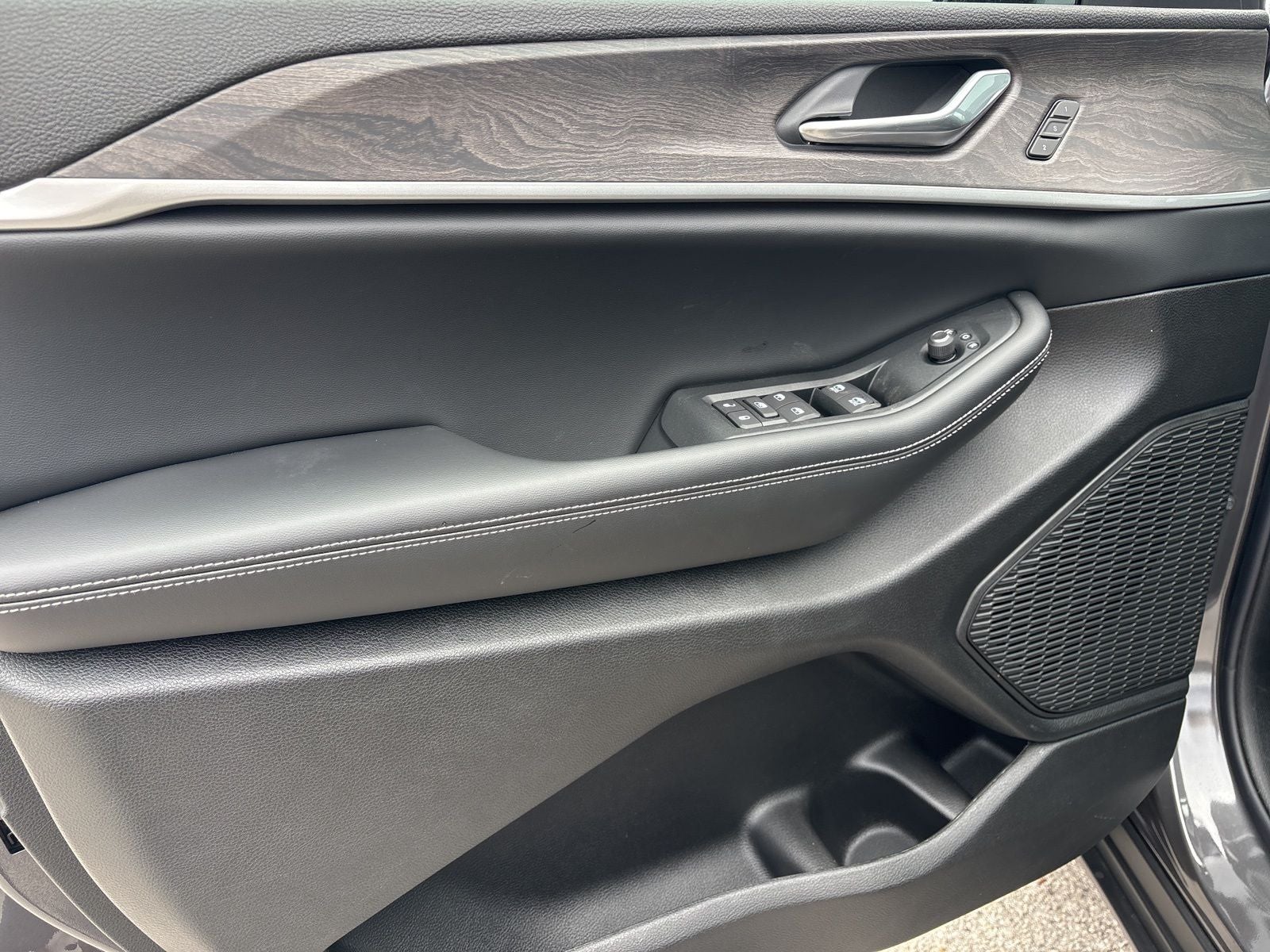 2025 Jeep Grand Cherokee L GRAND CHEROKEE L LIMITED 4X4