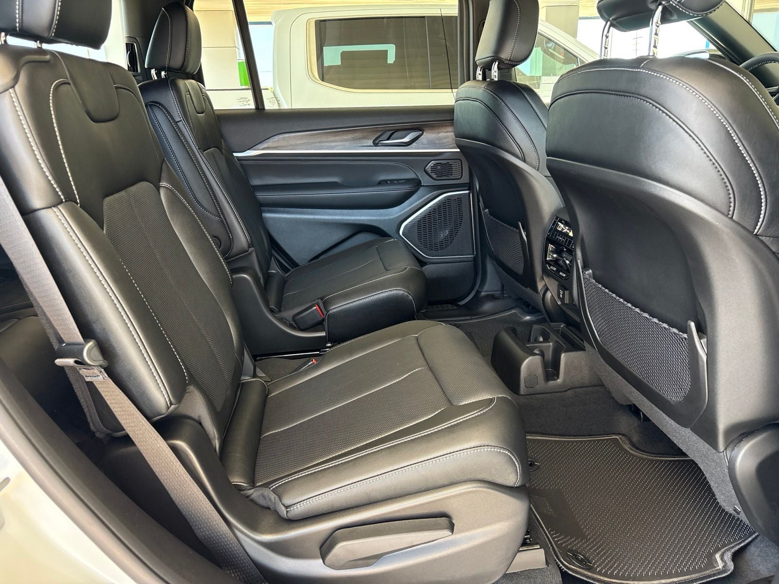 2026 Jeep Grand Cherokee L GRAND CHEROKEE L LIMITED RESERVE 4X4