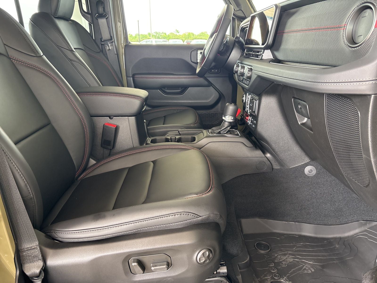 2026 Jeep Wrangler WRANGLER 4-DOOR MOAB 392